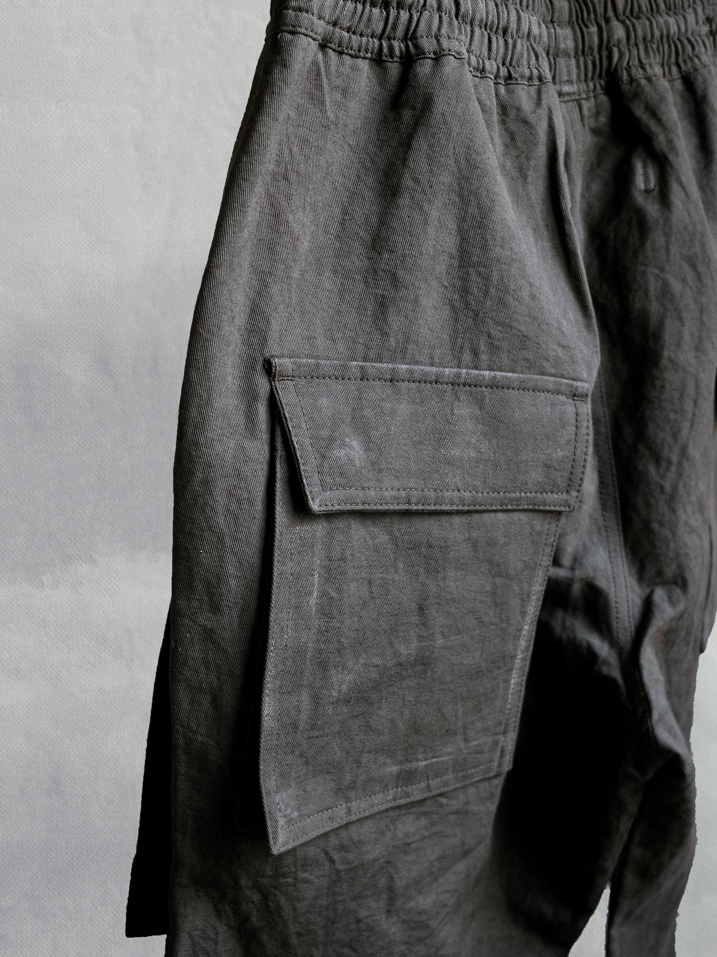 blackmerle_fw24_fatiguedrawstringpants_slabkhaki