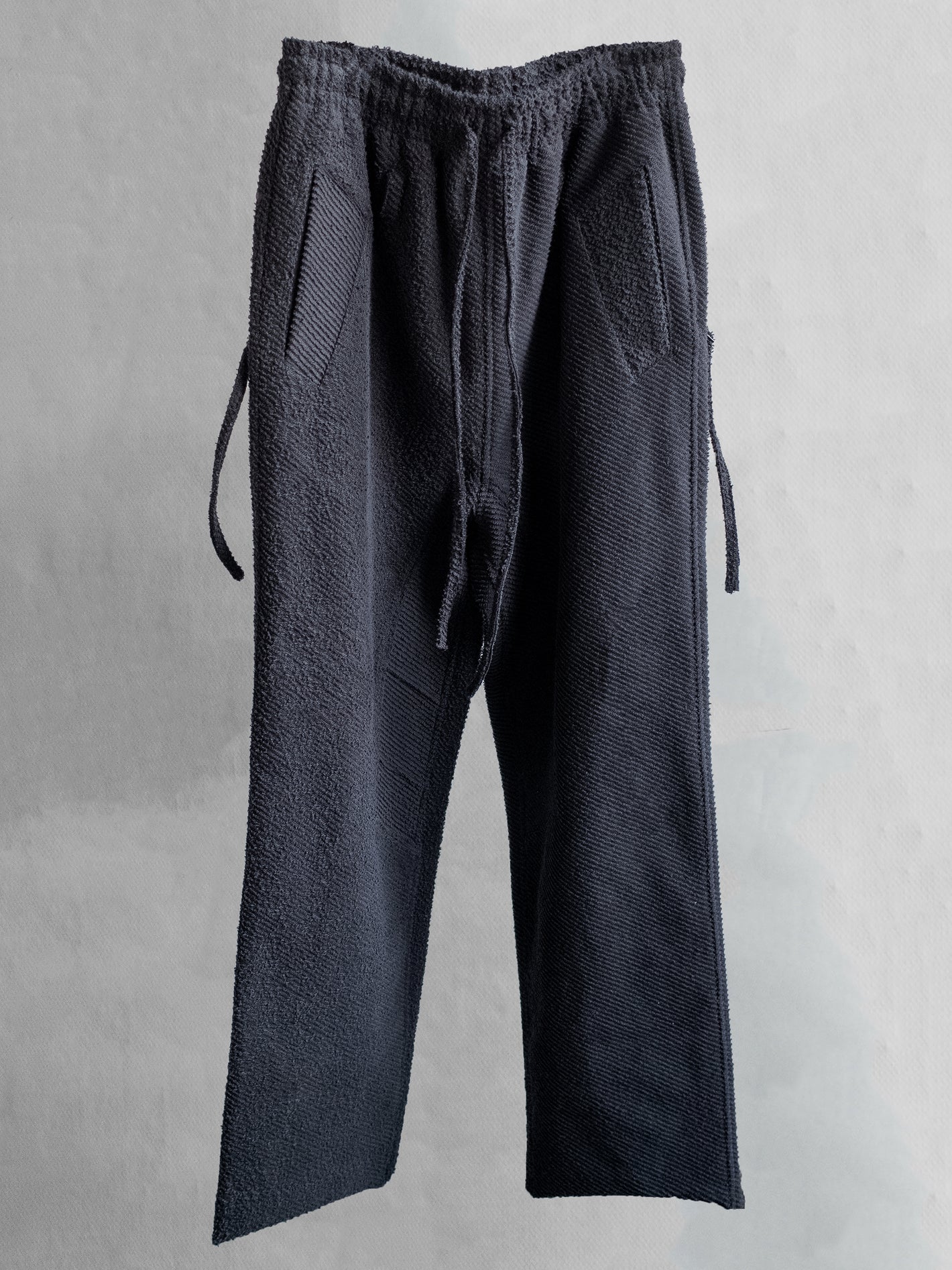 blackmerle_fw24_ruggedsweatpants_black