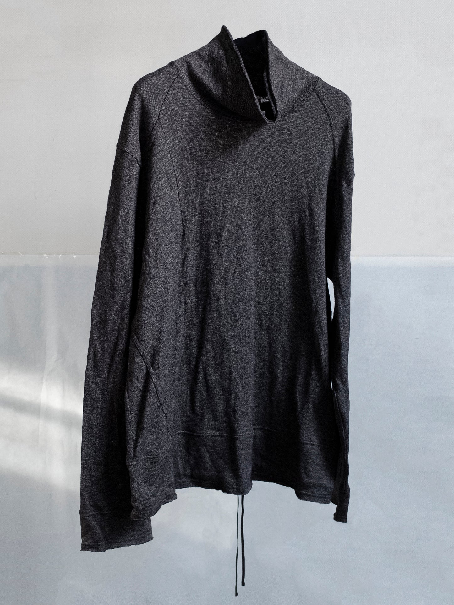 drop neck top / black
