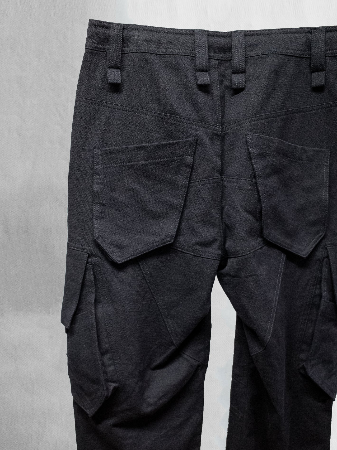 blackmerle_fw24_cargopants_slubblack