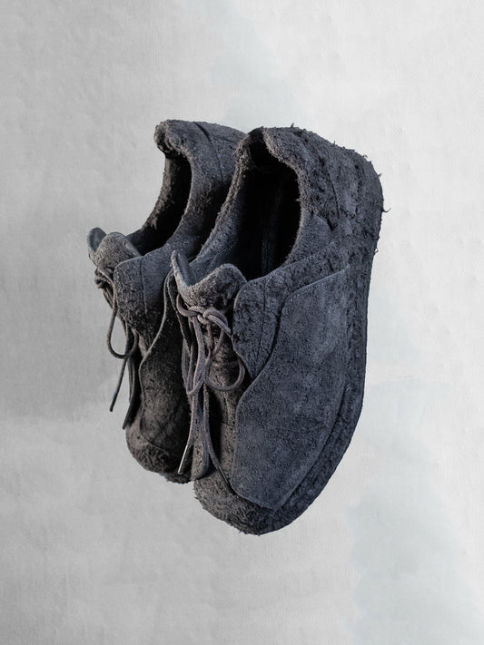 blackmerle_fw24_wingshoe_grey