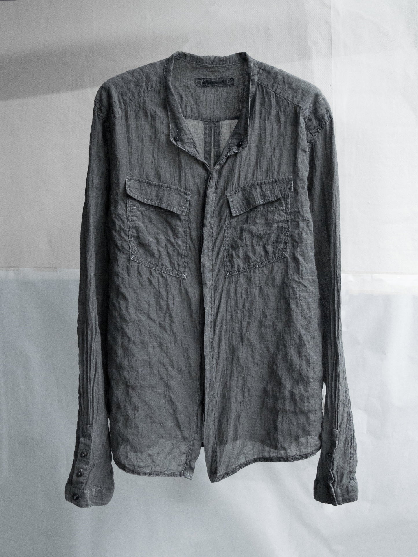 field shirt / soot