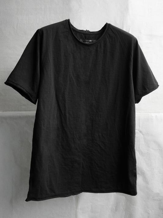 base tee / black (supima cotton)